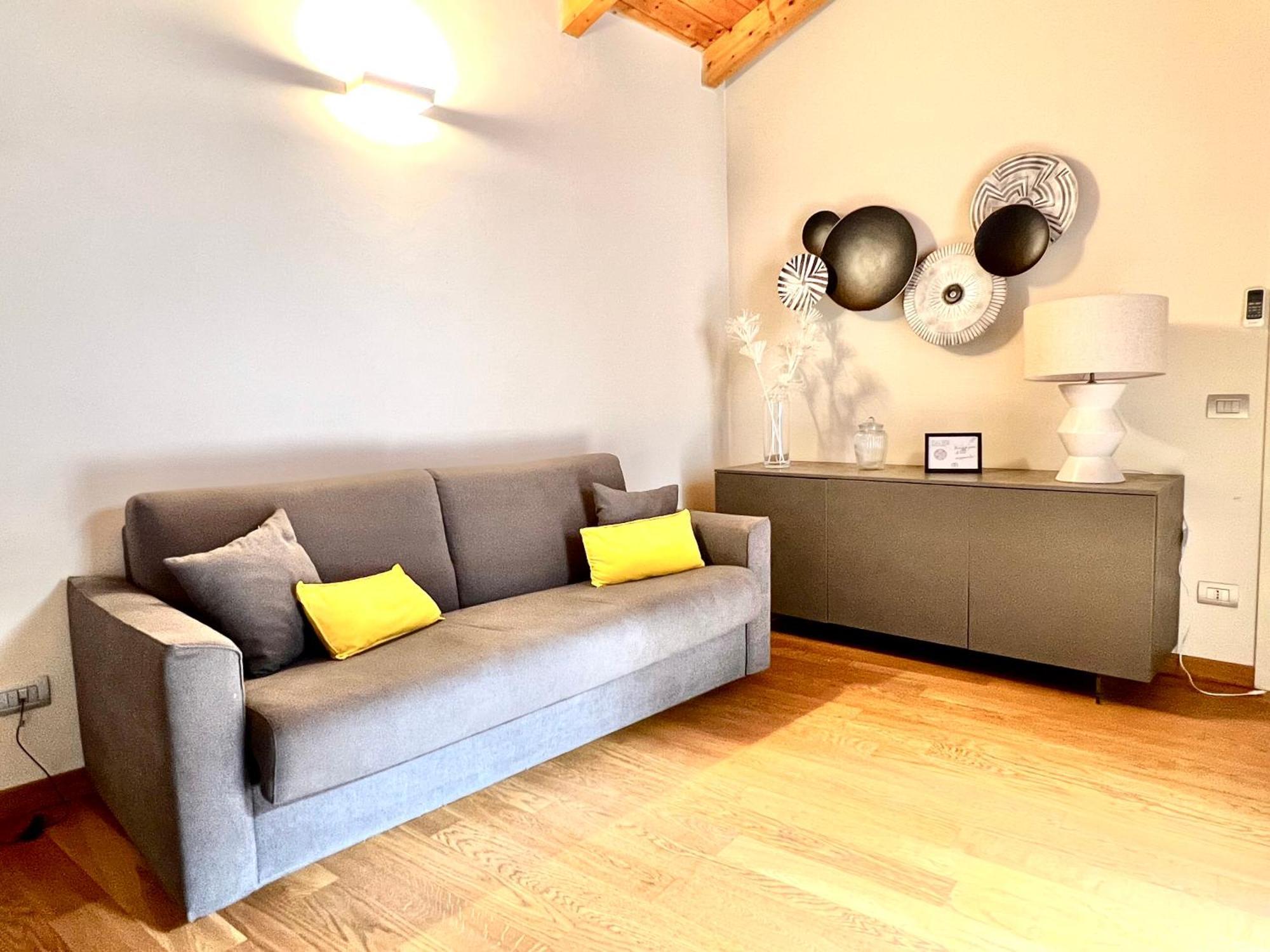 Apartament Comecasa Cavour Asti Zewnętrze zdjęcie