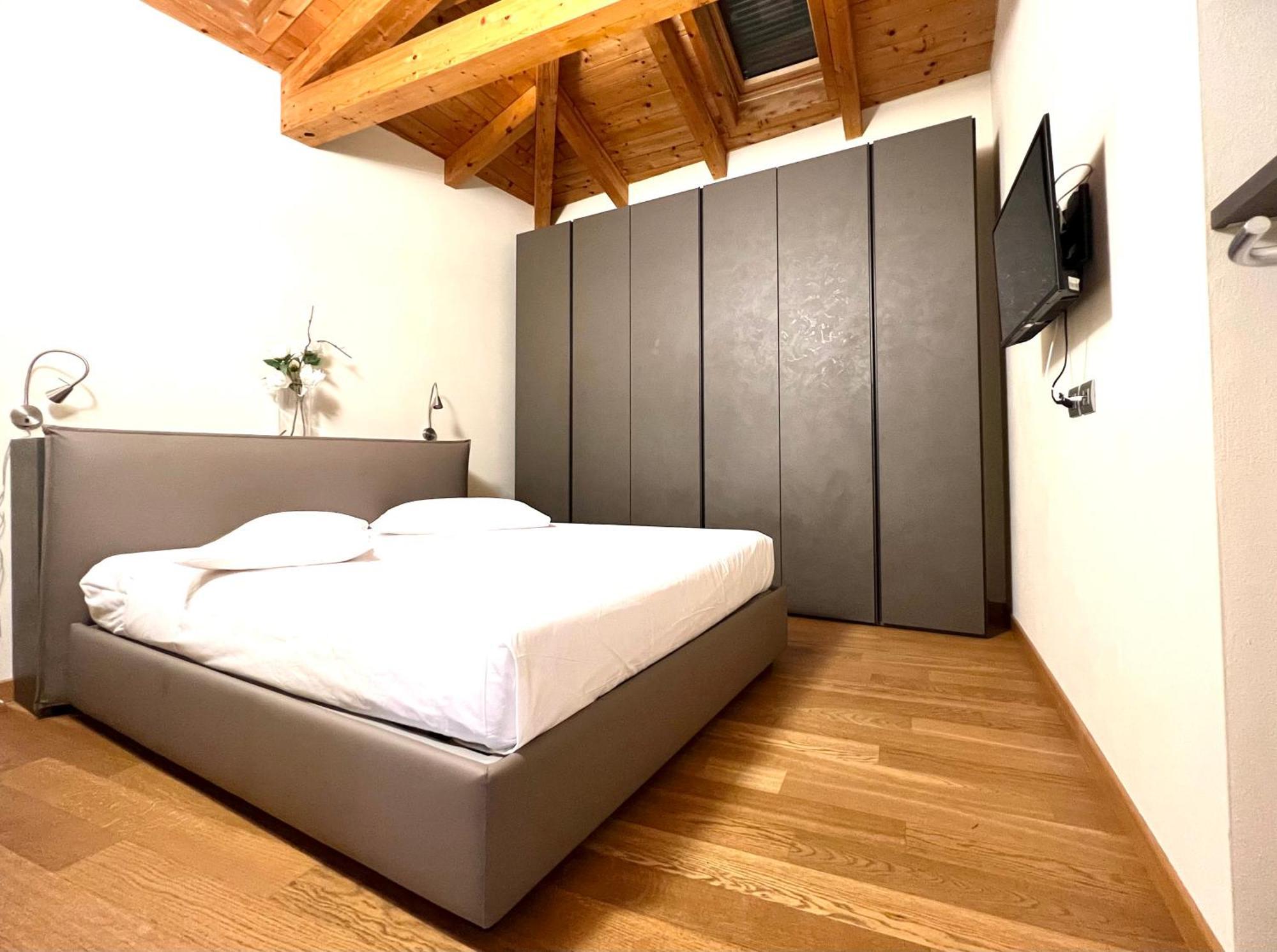 Apartament Comecasa Cavour Asti Zewnętrze zdjęcie